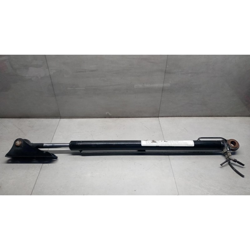 MAN PISTONE ALZA CABINA MAN TGS usato