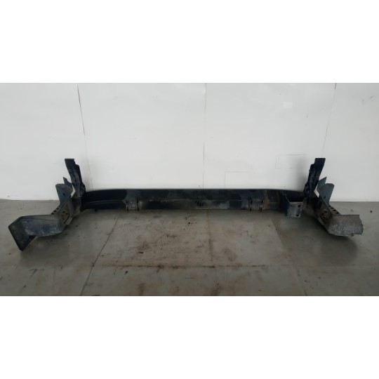 TRAVERSA ANTERIORE PARAURTO MAN TGS usato