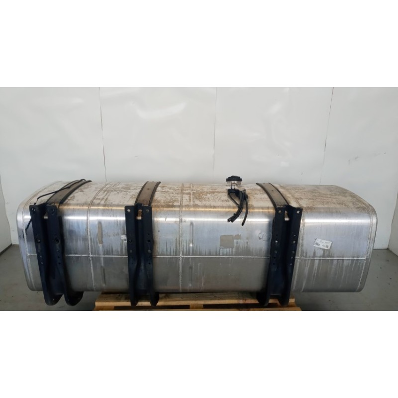 MAN SERBATOIO CARBURANTE MAN TGS usato