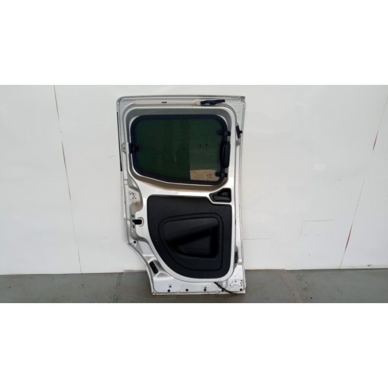 FIAT LEFT SIDE SLIDING DOOR FIAT Qubo 2008>2014 used