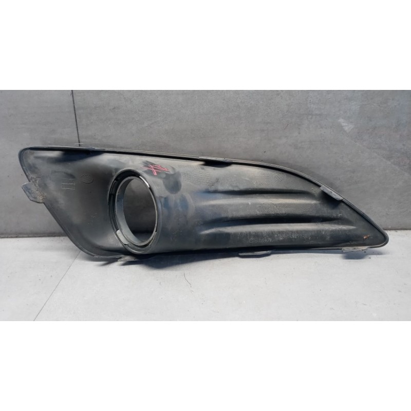 FORD GRILL FRONT BUMPER RIGHT FORD Fiesta 2013>2017 used