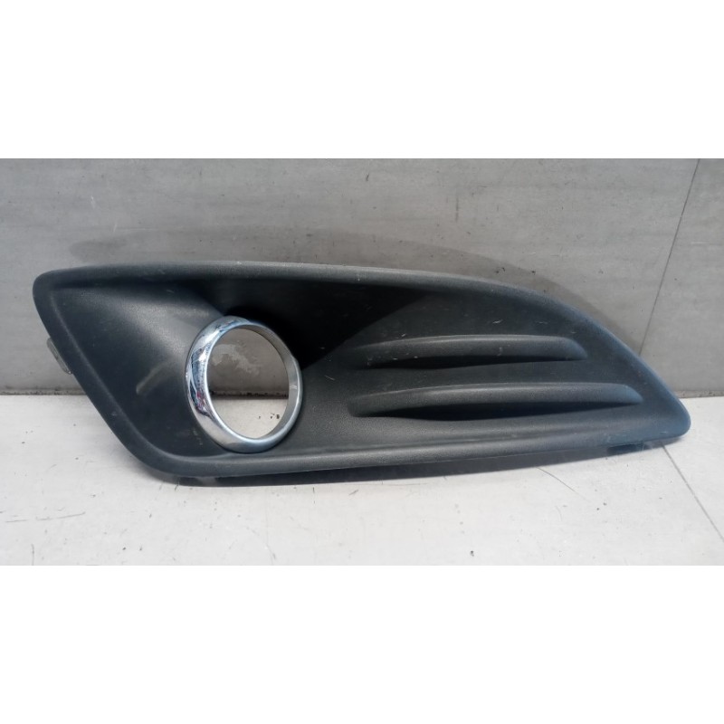 FORD GRILL FRONT BUMPER LEFT  FORD Fiesta 2013>2017 used