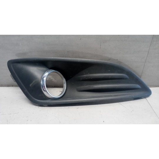 GRILL FRONT BUMPER LEFT  FORD Fiesta 2013>2017 used