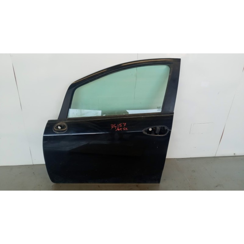 FIAT LEFT FRONT DOOR FIAT F.Grande Punto 2005>2012 used