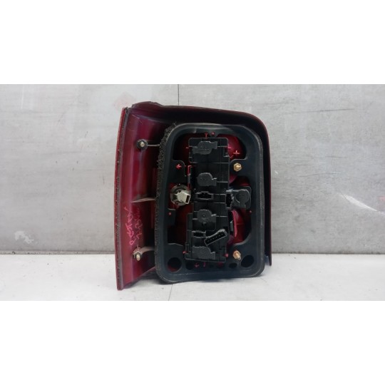 RIGHT REAR LIGHT VOLKSWAGEN Passat 2000>2005 used