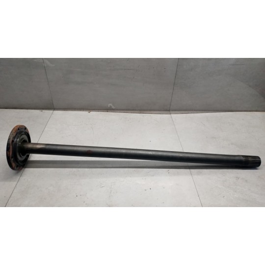 REAR HALF-AXLES LEFT  MITSUBISHI Canter used