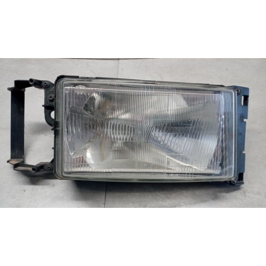 RIGHT HEADLIGHT SCANIA 164 used