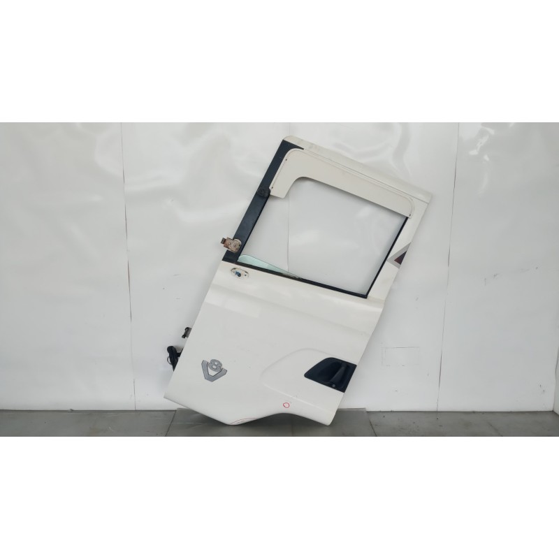 SCANIA PORTA ANTERIORE SINISTRA SCANIA 164 usato