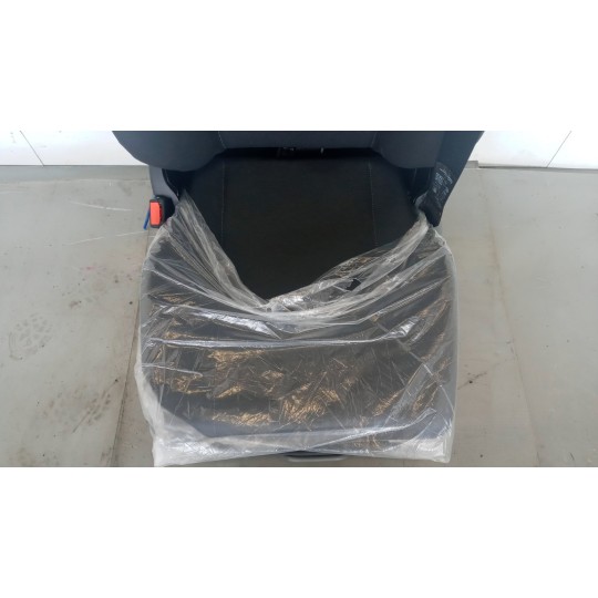 FRONT SEATS MAN L2000 1993>2000 used