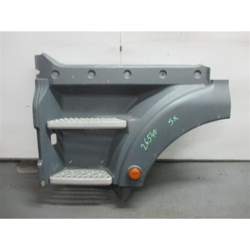 MAN LEFT FRONT MUDGUARD  MAN TG-A 2000>2007 used