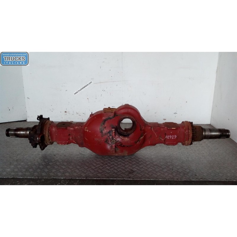 IVECO ASSALE POSTERIORE IVECO TRAKKER 2005>2013 usato