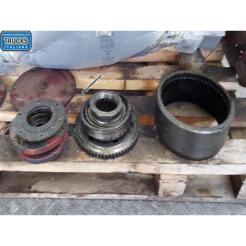 IVECO ASSALE POSTERIORE IVECO TRAKKER 2005>2013 usato