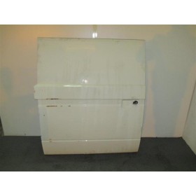 RIGHT SIDE SLIDING DOOR...