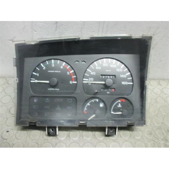 QUADRO STRUMENTI NISSAN truck Trade usato