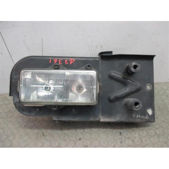 FARO ANTERIORE DESTRO VOLVO truck FL6 usato