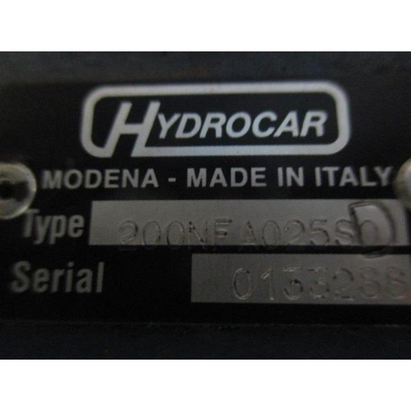 VOLVO truck POMPA IDRAULICA VOLVO truck FL6 usato