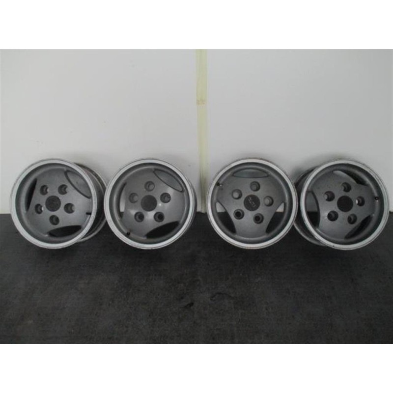 LAND ROVER KIT ALLOY WHEELS  LAND ROVER Range Rover 1986>1994 used