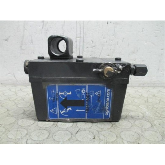 CAB LIFT PUMP  IVECO EUROCARGO 2008>2013 used