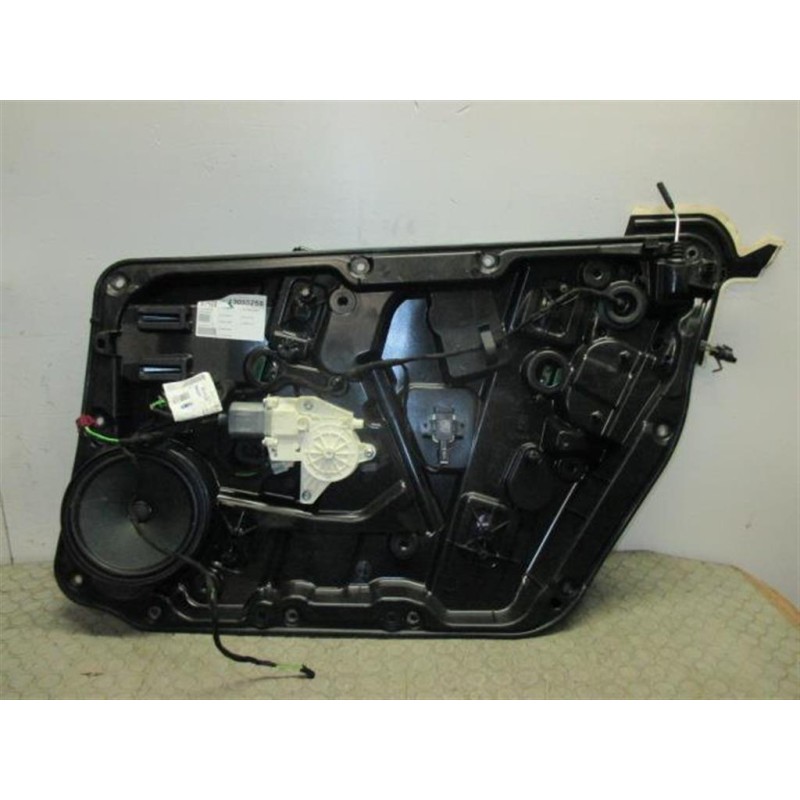 MERCEDES-BENZ FRONT RIGHT POWERED WINDOWS  MERCEDES-BENZ Classe A (W176) 2012>2014 used