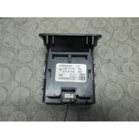 INTERRUTTORI E PULSANTI ABITACOLO MERCEDES-BENZ Classe A (W176) 2012>2014 usato