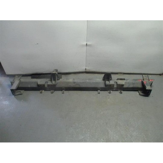 TRAVERSA ANTERIORE PARAURTO DAF 85CF usato
