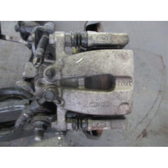 PINZA POSTERIORE DESTRA KIA Cee'd 2012>2018 usato