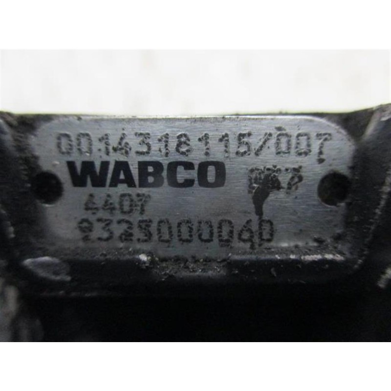 MERCEDES-BENZ truck VARIE FRENI 2 MERCEDES-BENZ truck Axor usato