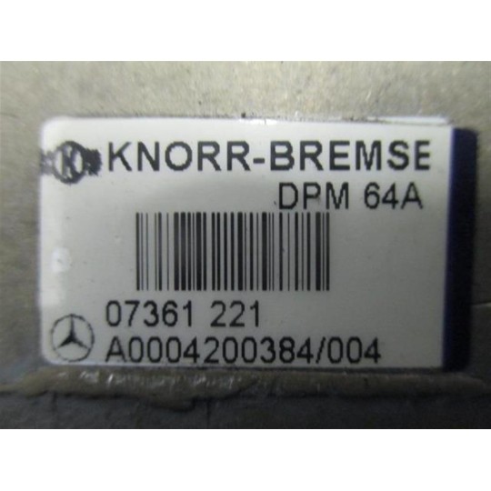 LEVA EMERGENZA MERCEDES-BENZ truck Axor usato