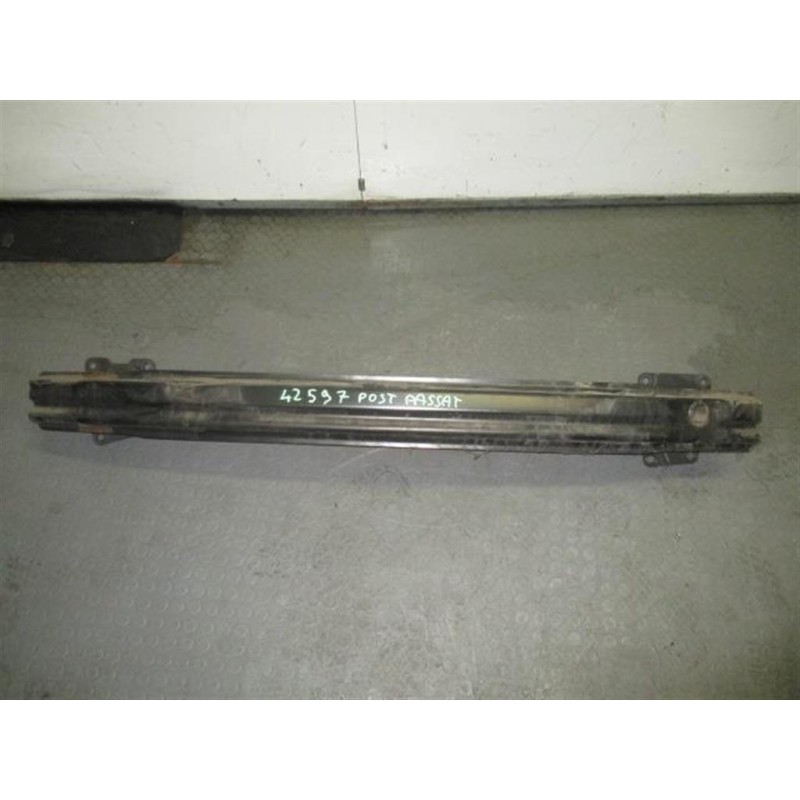 VOLKSWAGEN TRAVERSA POSTERIORE PARAURTO VOLKSWAGEN Passat 2005>2010 usato