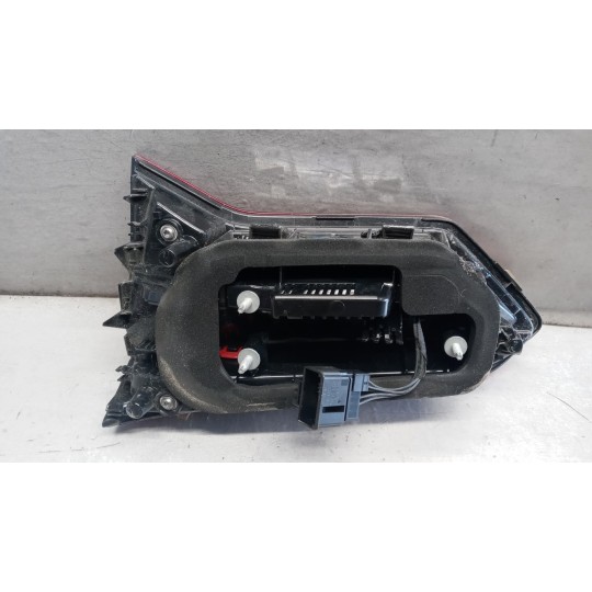 FARO POST INTERNO LED SINISTRO VOLKSWAGEN T-Roc 2017>2021 usato