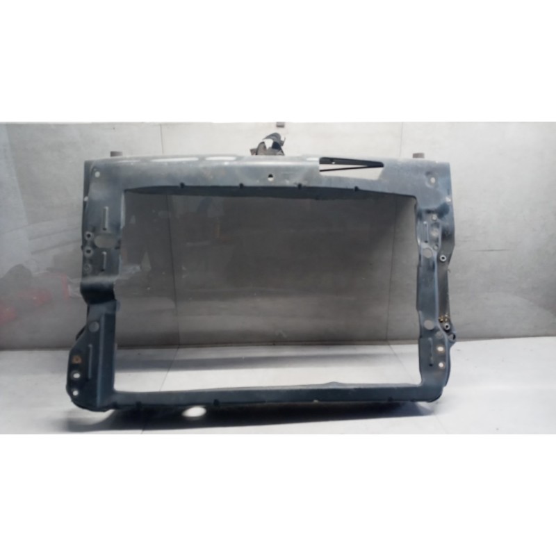 VOLKSWAGEN RIVESTIMENTO ANTERIORE COMPLETO VOLKSWAGEN Fox 2005>2011 usato