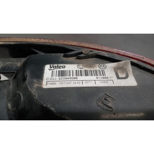 FARO POSTERIORE ESTERNO DESTRO VOLKSWAGEN Fox 2005>2011 usato