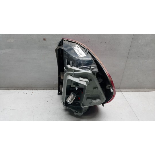 FARO POSTERIORE ESTERNO SINISTRO VOLKSWAGEN Fox 2005>2011 usato