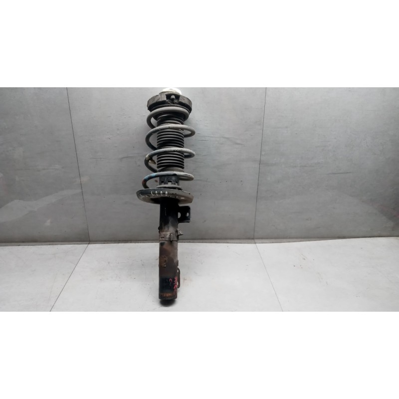 VOLKSWAGEN AMMORTIZZATORE ANTERIORE SINISTRO VOLKSWAGEN Fox 2005>2011 usato
