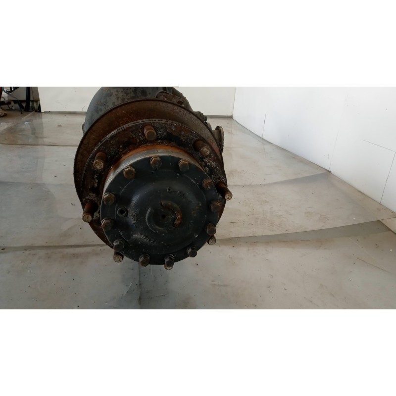 VOLVO truck ASSALE POSTERIORE VOLVO truck FL7 usato