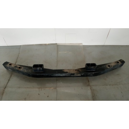 TRAVERSA ANTERIORE PARAURTO VOLVO truck FL7 usato