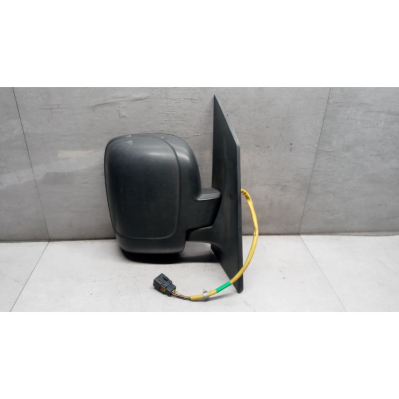 PEUGEOT RIGHT ELETRIC REAR-VIEW MIRROR  PEUGEOT Expert 2007> used