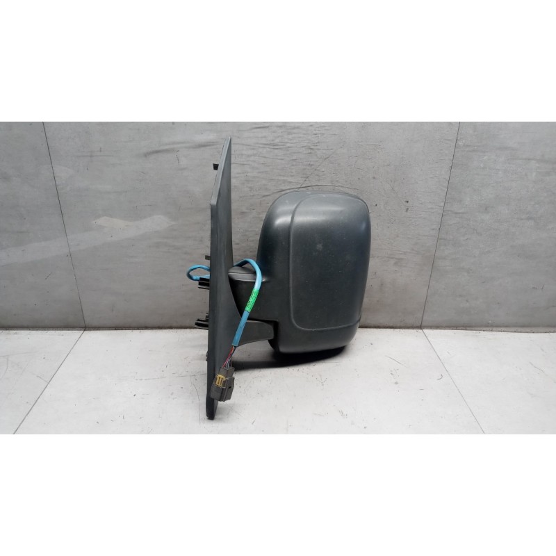 PEUGEOT LEFT ELETRIC REAR-VIEW MIRROR  PEUGEOT Expert 2007> used