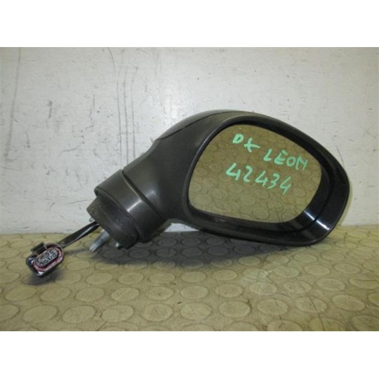 RIGHT ELETRIC REAR-VIEW MIRROR  SEAT Leon 2005>2009 used