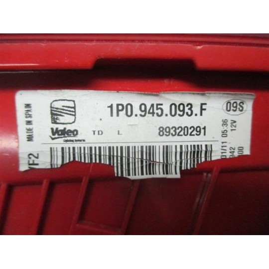 LEFT REAR LIGHT ON BACK SEAT Leon 2009>2013 used