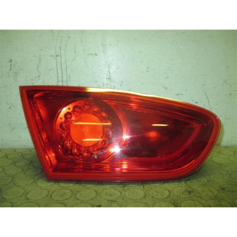 SEAT FARO POSTERIORE INTERNO SINISTRO SEAT Leon 2009>2013 usato