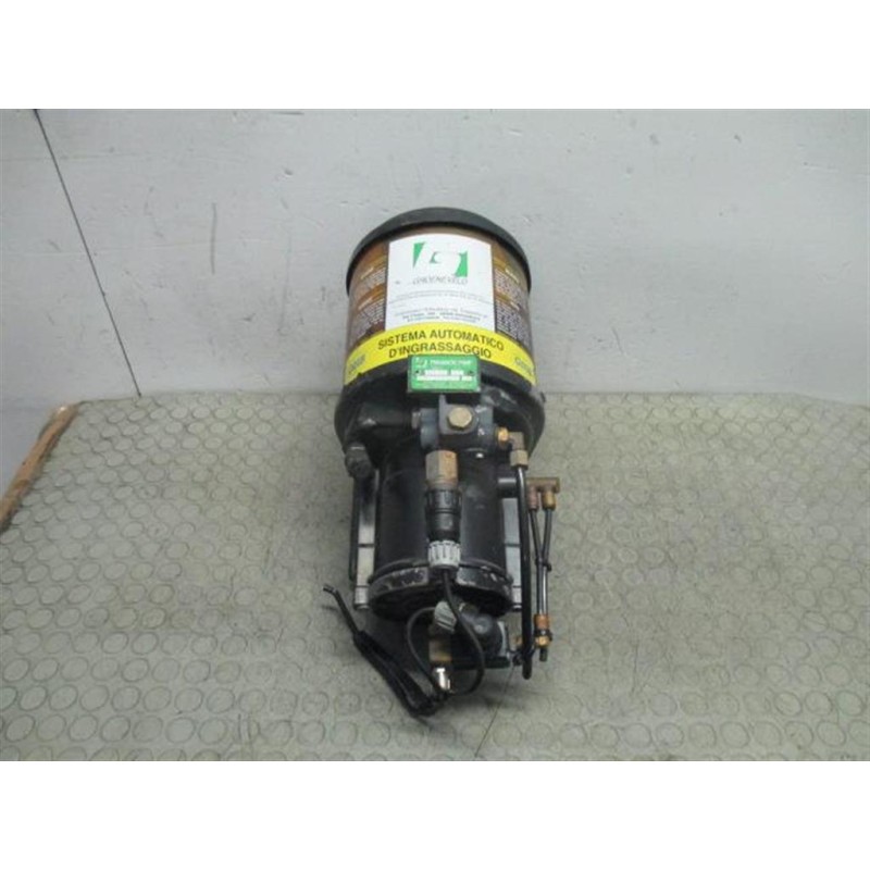 IVECO GREASE GUN PUMP IVECO EUROTECH used