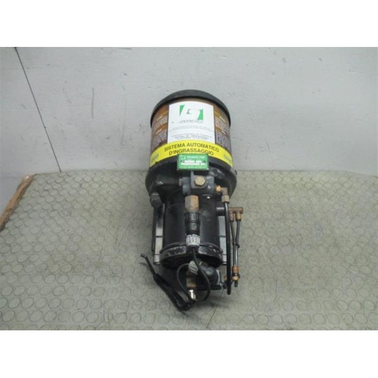 GREASE GUN PUMP IVECO EUROTECH used