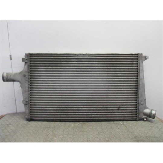 RADIATORE INTERCOOLERS AUDI A6 allroad 2000>2006 usato