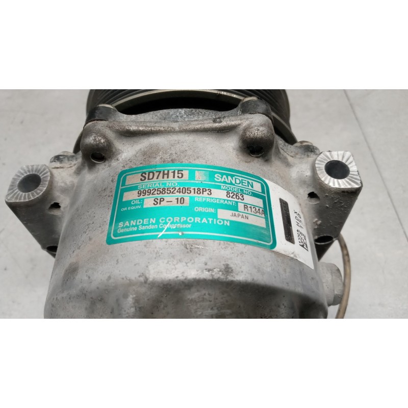 VOLVO truck COMPRESSORE ARIA CONDIZIONATA VOLVO truck FL7 usato