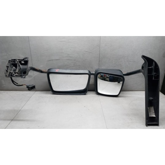 RIGHT ELETRIC REAR-VIEW MIRROR  VOLVO truck FL7 used