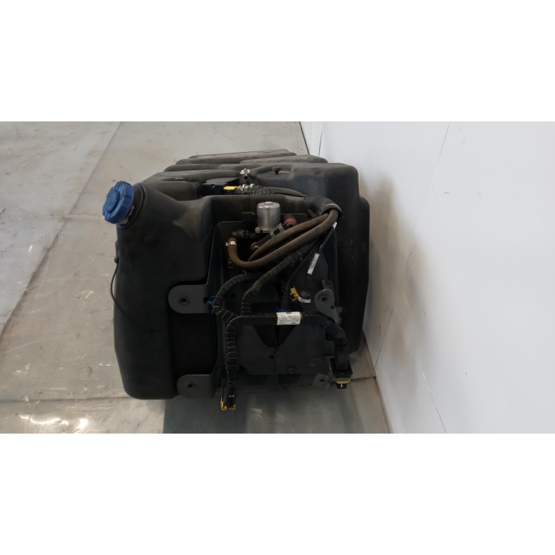 DAF SERBATOIO ADBLUE DAF XF106 usato