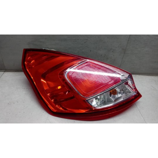 FARO POSTERIORE ESTERNO SINISTRO FORD Fiesta 2013>2017 usato