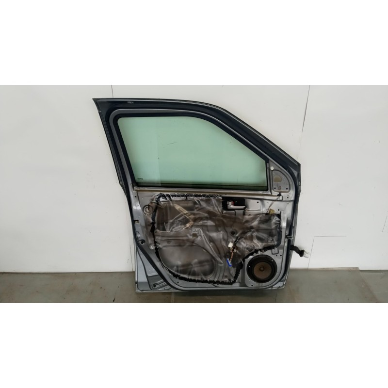 SUZUKI LEFT FRONT DOOR SUZUKI Swift 2005>2009 used