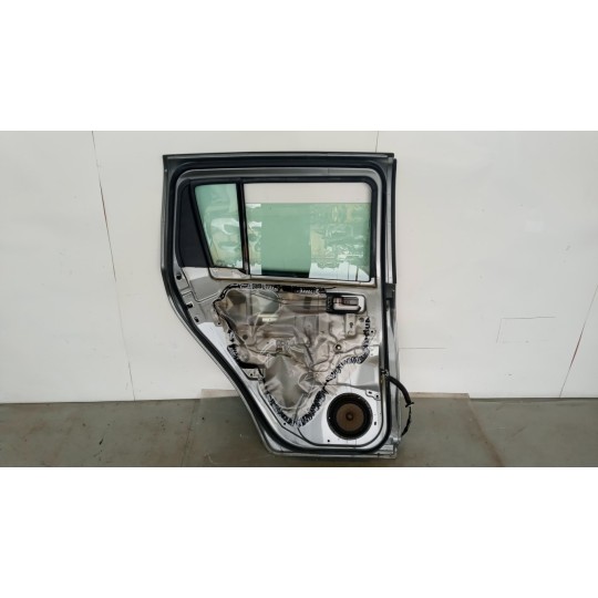 PORTA POSTERIORE SINISTRA SUZUKI Swift 2005>2009 usato
